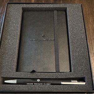 New In Box Chase Private Client Black Notebook and Pen Set gift